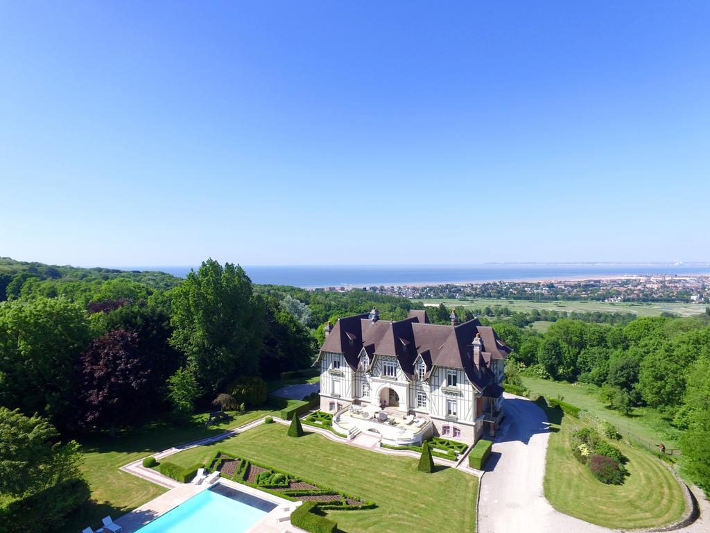 Manoir De Benerville Bed and Breakfast Deauville Eksteriør billede