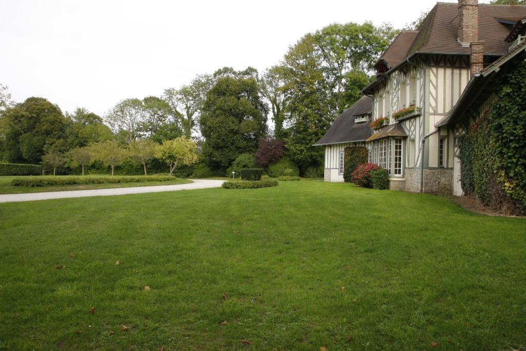 Manoir De Benerville Bed and Breakfast Deauville Eksteriør billede