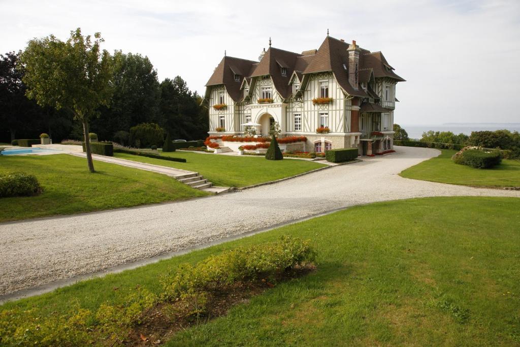 Manoir De Benerville Bed and Breakfast Deauville Eksteriør billede