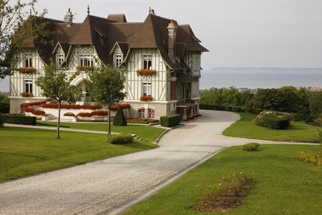 Manoir De Benerville Bed and Breakfast Deauville Eksteriør billede