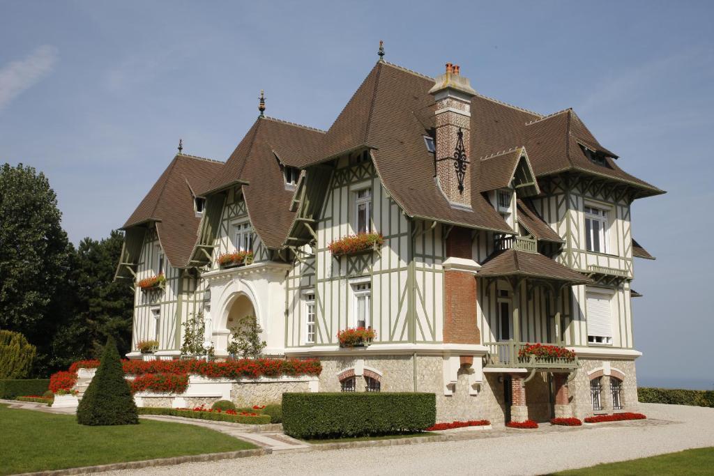 Manoir De Benerville Bed and Breakfast Deauville Eksteriør billede