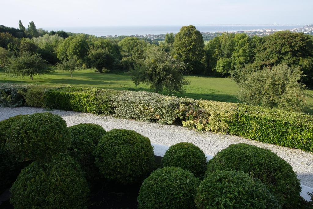 Manoir De Benerville Bed and Breakfast Deauville Eksteriør billede