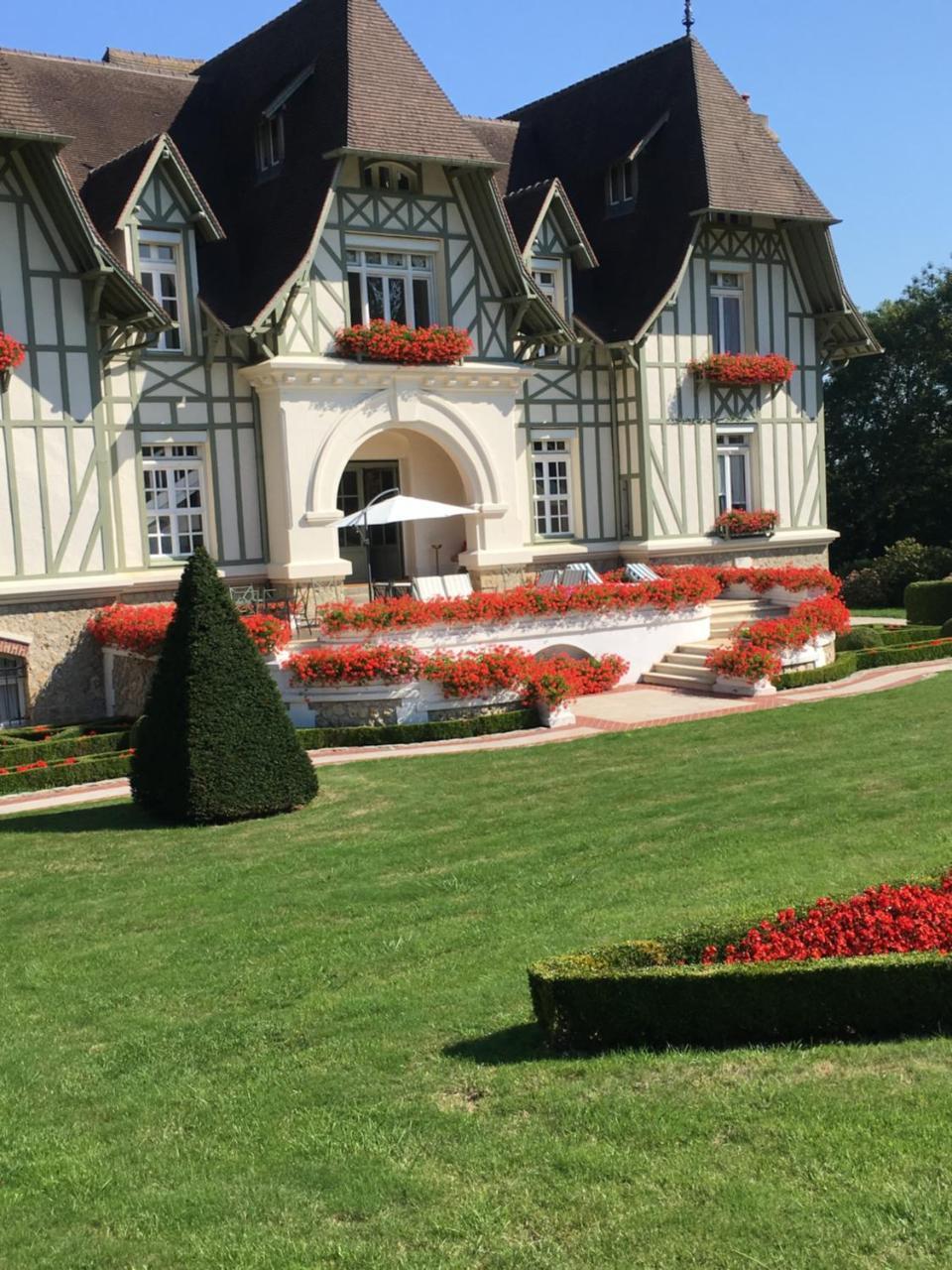 Manoir De Benerville Bed and Breakfast Deauville Eksteriør billede
